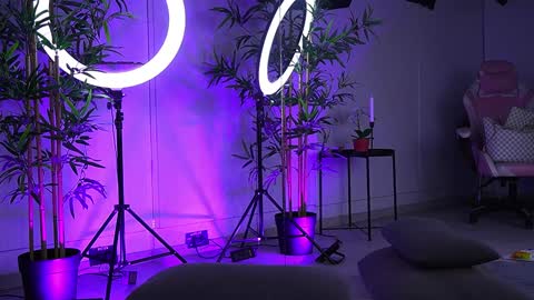 Vanessa Simon online show from 01/11/25, 12:40