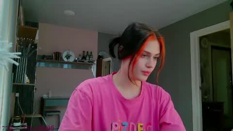 vanessatenderness online show from 04/12/26, 09:36