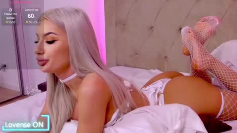 Vanessa online show from 02/28/25, 03:04