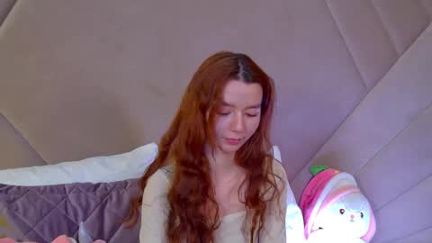 Snapshot of vanessavienne chatting on 01/12/26, 04:07 VanessaVienne online show from 01/12/26, 04:07