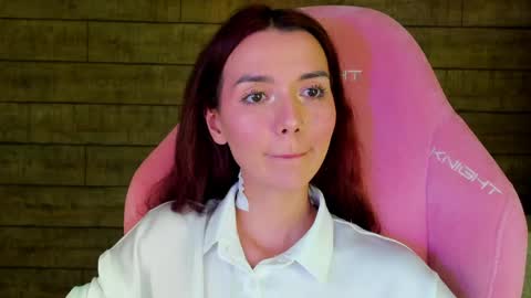 VanessaVienne online show from 06/08/26, 04:29