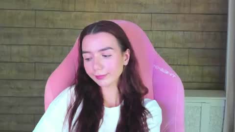 VanessaVienne online show from 06/15/26, 04:09