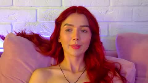 VanessaVienne online show from 06/19/26, 05:17