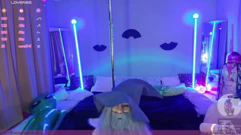 Skkye online show from 12/14/24, 03:29