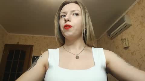 Snapshot of vanillamuffin chatting on 01/23/25, 01:45 VanillaMuffin online show from 01/23/25, 01:45