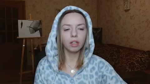 Snapshot of vanillamuffin chatting on 10/12/25, 06:01 VanillaMuffin online show from 10/12/25, 06:01