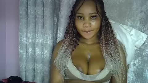 vanillavenus online show from 05/06/26, 02:11