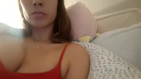 Snapshot of vaninanovak chatting on 07/10/26, 10:29 Vanina online show from 07/10/26, 10:29