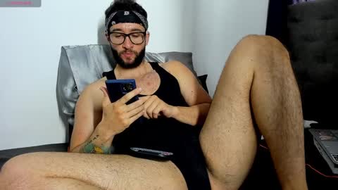 Van online show from 02/24/25, 07:09