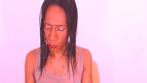 Snapshot of vannesascott chatting on 01/13/26, 01:55 VANNESA online show from 01/13/26, 01:55