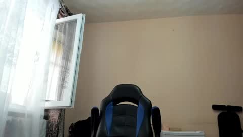 vano_822 online show from 05/07/26, 06:30