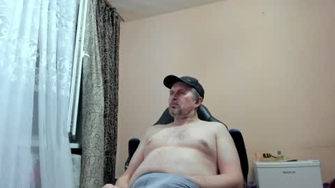 vano_822 online show from 05/24/26, 08:36