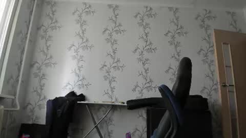 vano_822 online show from 06/05/26, 07:03