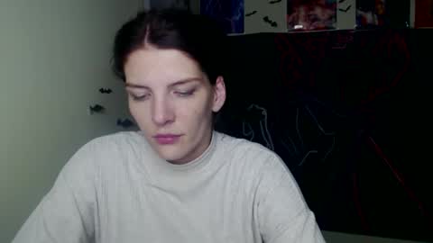 Snapshot of vanrey_ chatting on 11/23/25, 06:02 Vanessa online show from 11/23/25, 06:02