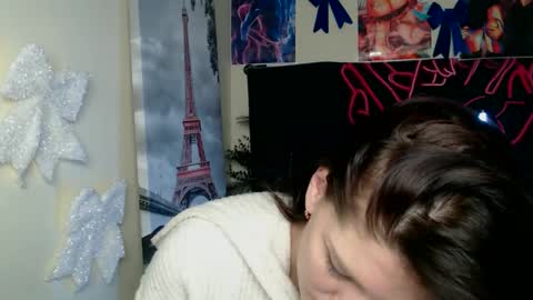 Snapshot of vanrey_ chatting on 01/13/26, 08:08 Vanessa online show from 01/13/26, 08:08