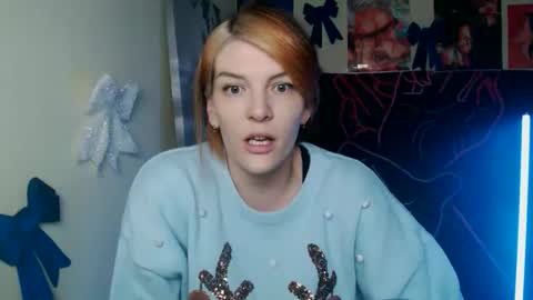 Snapshot of vanrey_ chatting on 02/26/26, 05:56 Vanessa online show from 02/26/26, 05:56