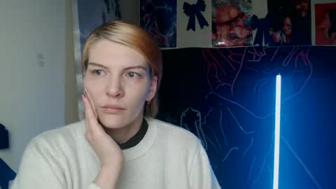 Snapshot of vanrey_ chatting on 03/16/26, 07:01 Vanessa online show from 03/16/26, 07:01