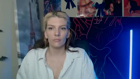 Vanessa online show from 05/06/26, 06:52