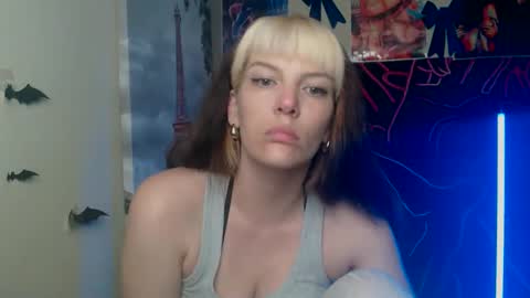 Vanessa online show from 05/10/26, 04:12