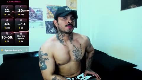 vanvelckan_ online show from 12/17/25, 03:56