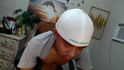 Snapshot of vanxxx2005 chatting on 01/19/25, 02:04 vanxxx2005 online show from 01/19/25, 02:04