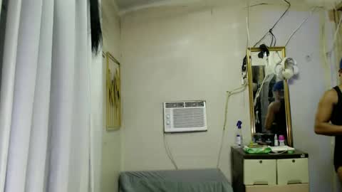 vanxxx2005 online show from 04/25/26, 06:38