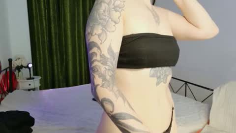 vaolietkat online show from 05/29/26, 06:00
