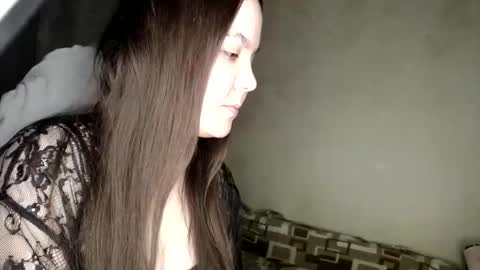 Snapshot of var_kiss chatting on 11/30/25, 05:17 Var Kiss online show from 11/30/25, 05:17