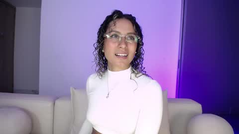 Snapshot of varenka_ivanova22 chatting on 04/01/26, 03:40 varenka_ivanova22 online show from 04/01/26, 03:40