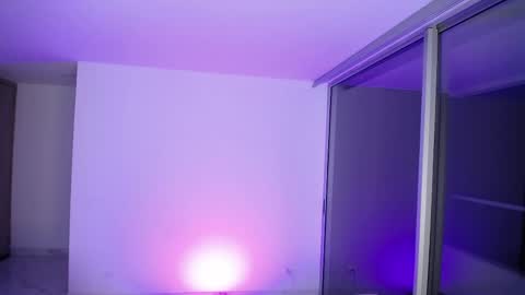 Snapshot of varenka_ivanova22 chatting on 04/04/26, 05:06 varenka_ivanova22 online show from 04/04/26, 05:06