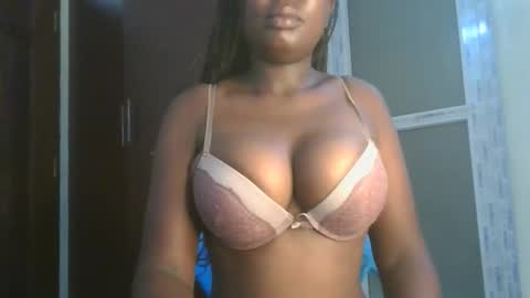 Snapshot of varlkay chatting on 12/22/25, 04:53 VarlKay online show from 12/22/25, 04:53