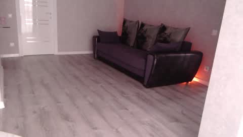 Snapshot of varonica_caprii chatting on 12/23/24, 09:05 Varonica Caprii Online this week Monday Tuesday Thursday Friday online show from 12/23/24, 09:05