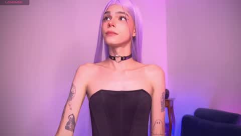 Snapshot of varya_ferreira chatting on 03/01/25, 02:04  Varya Ferreira - independent model  online show from 03/01/25, 02:04