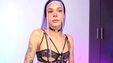 Snapshot of varya_ferreira chatting on 10/08/25, 12:58  Varya Ferreira - independent model  online show from 10/08/25, 12:58