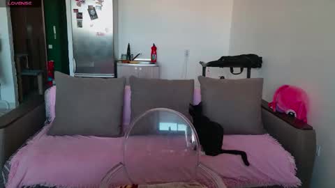 Snapshot of vasilisa_lik chatting on 09/15/25, 09:09 Vasilisa lik online show from 09/15/25, 09:09