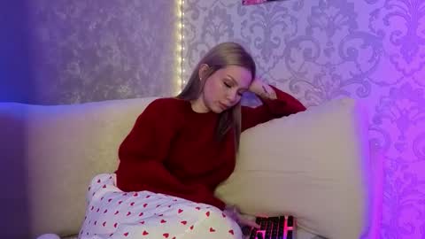 Snapshot of vasilisagoddess chatting on 11/04/25, 07:02 Vasilisa or just Vasya online show from 11/04/25, 07:02