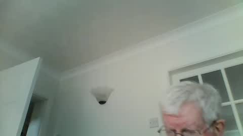 Snapshot of vassus chatting on 10/04/25, 01:31 vassus online show from 10/04/25, 01:31