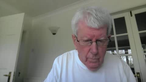 Snapshot of vassus chatting on 03/21/26, 12:10 vassus online show from 03/21/26, 12:10