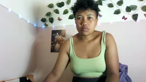 Vayannah online show from 06/14/26, 07:32