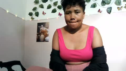 Vayannah online show from 06/16/26, 12:08