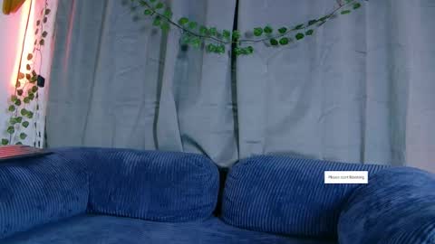 Vayolett online show from 11/13/25, 06:34