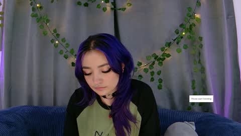 Snapshot of vayolett_dakotta chatting on 12/23/25, 12:52 Vayolett online show from 12/23/25, 12:52