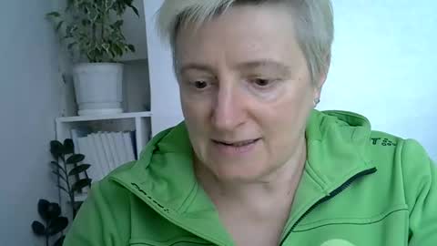 vea_motty online show from 04/26/26, 07:50