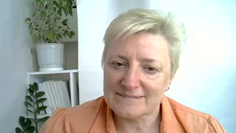 vea_motty online show from 06/12/26, 12:15