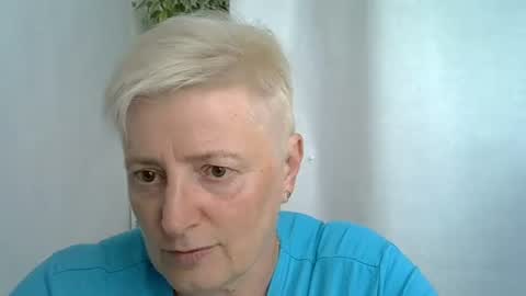 Snapshot of vea_motty chatting on 07/18/26, 01:04 vea_motty online show from 07/18/26, 01:04