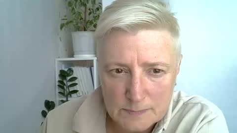 Snapshot of vea_motty chatting on 07/23/26, 10:46 vea_motty online show from 07/23/26, 10:46