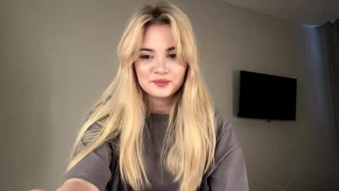 Monika online show from 03/03/26, 01:06