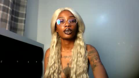 Snapshot of veegee7 chatting on 03/12/26, 06:52 Luma online show from 03/12/26, 06:52