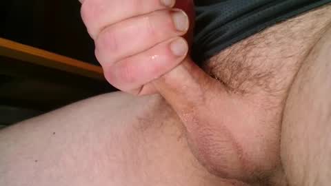 Snapshot of veepz13579 chatting on 03/06/25, 10:09 Tom online show from 03/06/25, 10:09