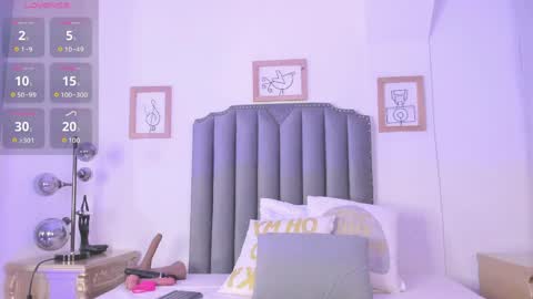 Snapshot of vega__16 chatting on 06/06/26, 11:37 online show from 06/06/26, 11:37